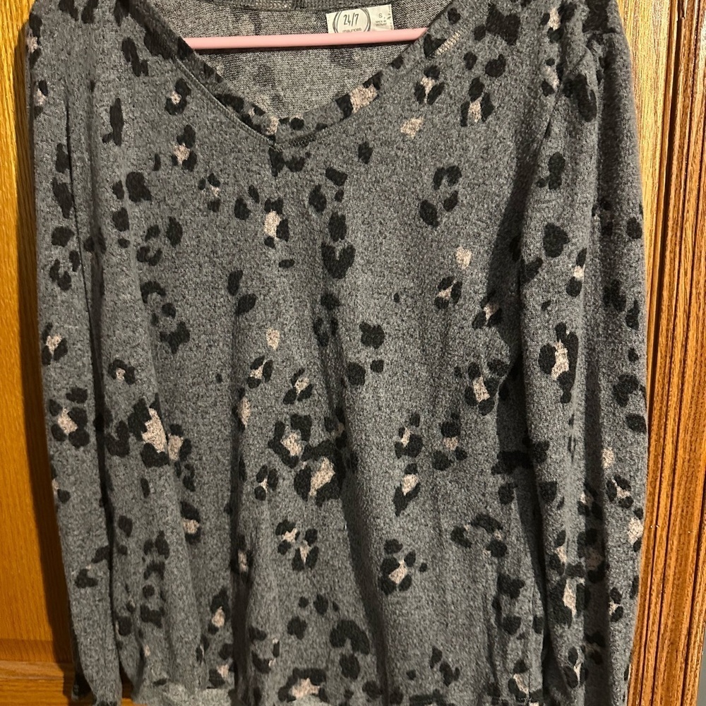 Maurices Charcoal and Black Patterned Sweater